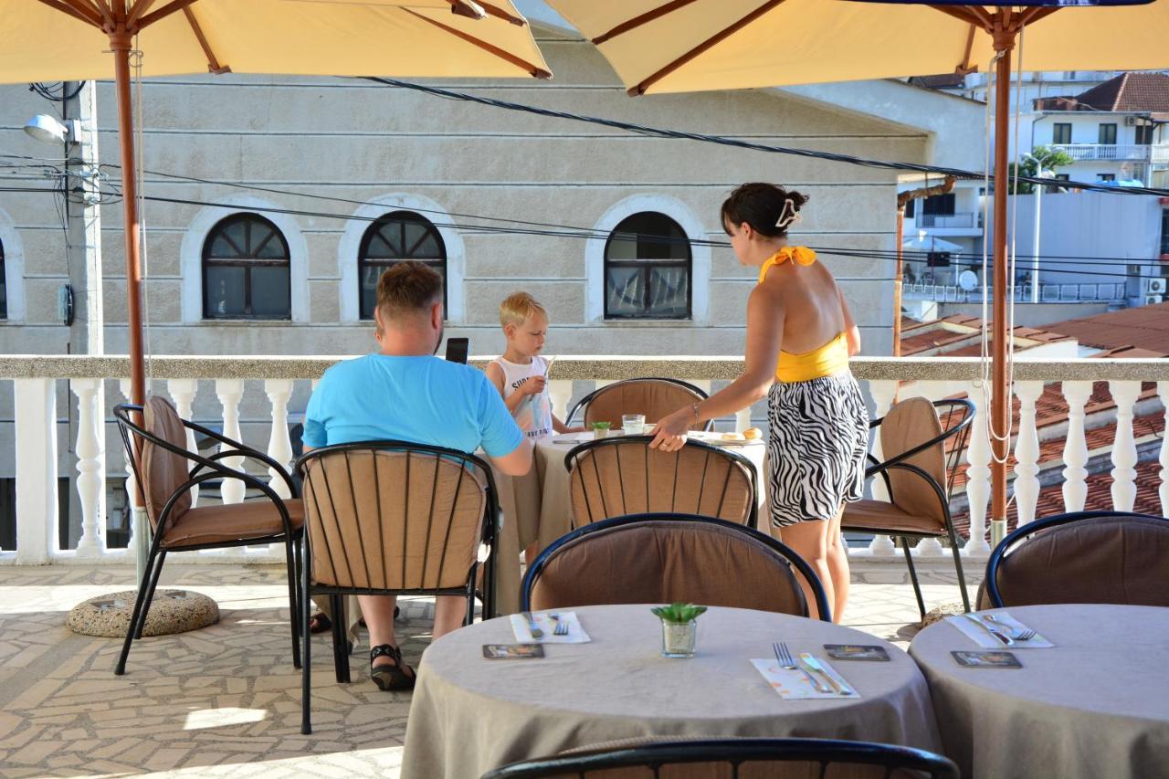 Guest House Vera Ulcinj Exterior foto