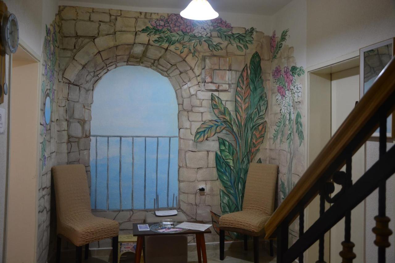 Guest House Vera Ulcinj Exterior foto